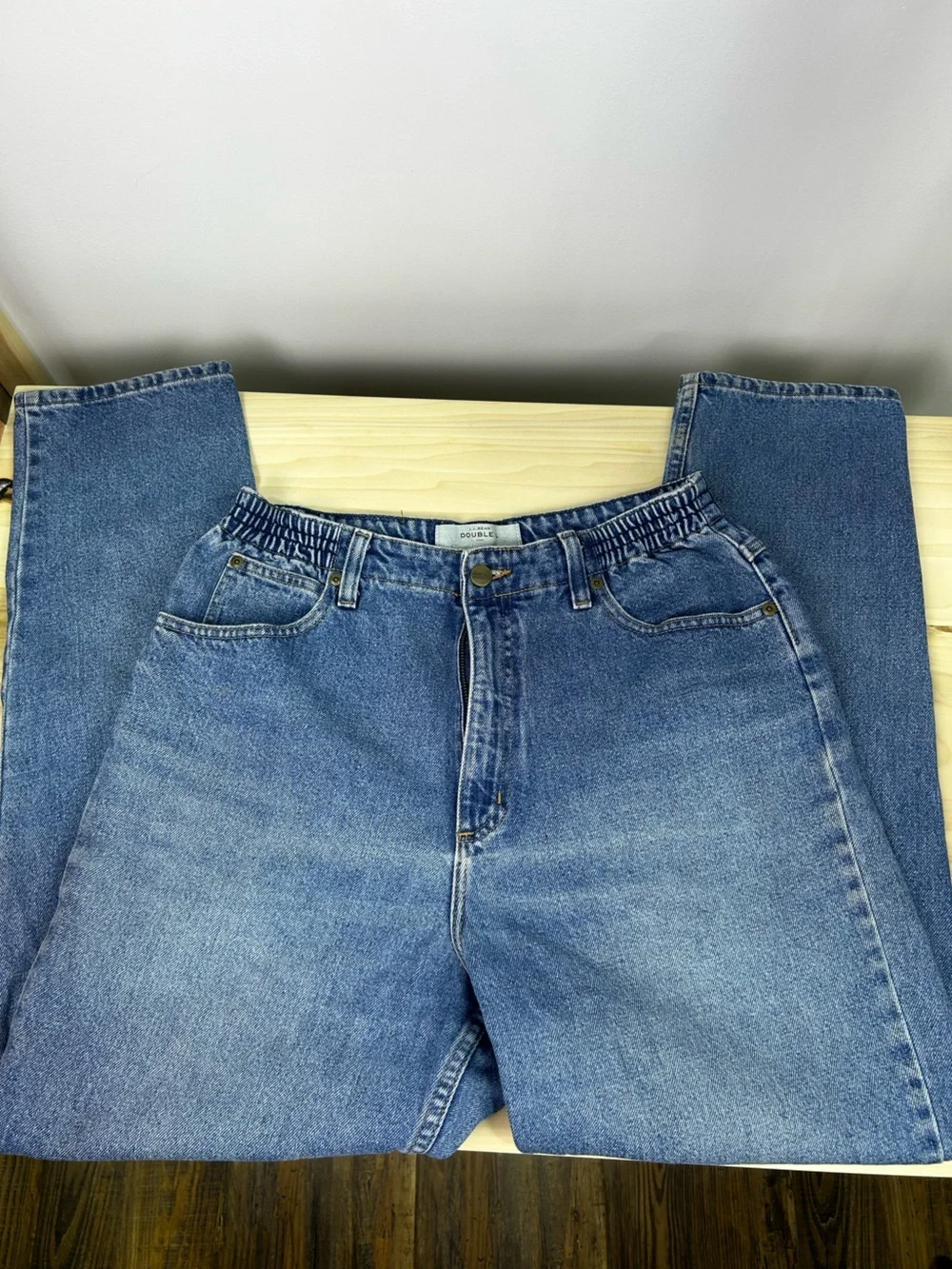L.L. Bean Double L Comfort Waist Women's Straight-Leg Jeans in Blue Denim - Picture 3 of 9
